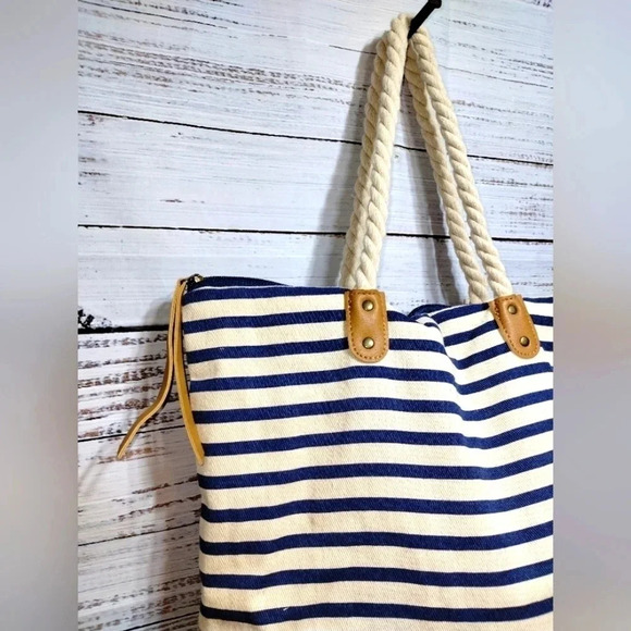 Summer Rose Striped Nautical Beach Tote with Rope Handles XL Size - Picture 4 of 7